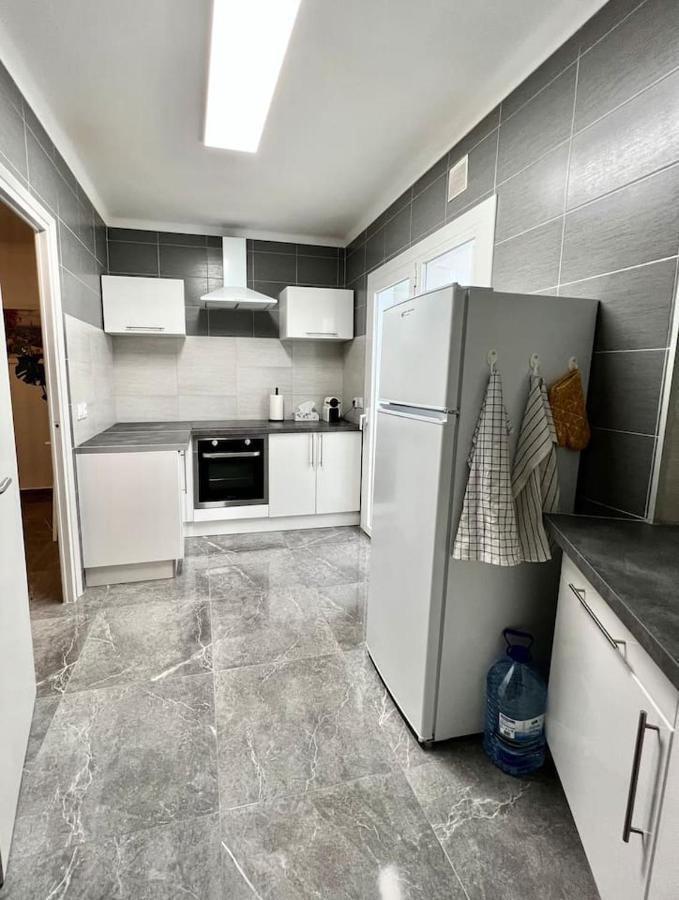 Amplio Apartamento Tranquilo Cerca De La Playa Roses Eksteriør bilde