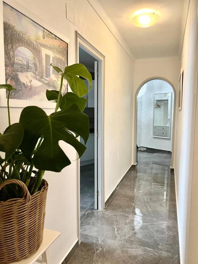 Amplio Apartamento Tranquilo Cerca De La Playa Roses Eksteriør bilde