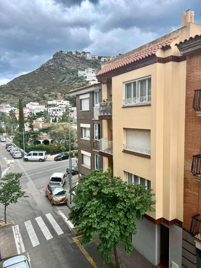 Amplio Apartamento Tranquilo Cerca De La Playa Roses Eksteriør bilde